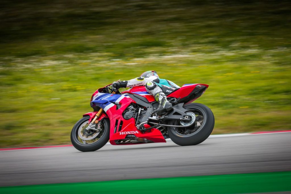 Prova Honda cbr600rr e Fireblade SP