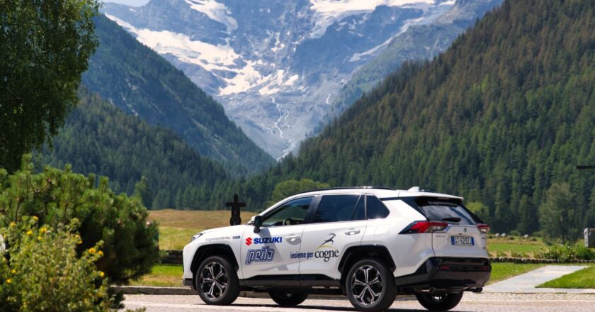 Una Suzuki Across per sostenere il Comune di Cogne dopo l’alluvione