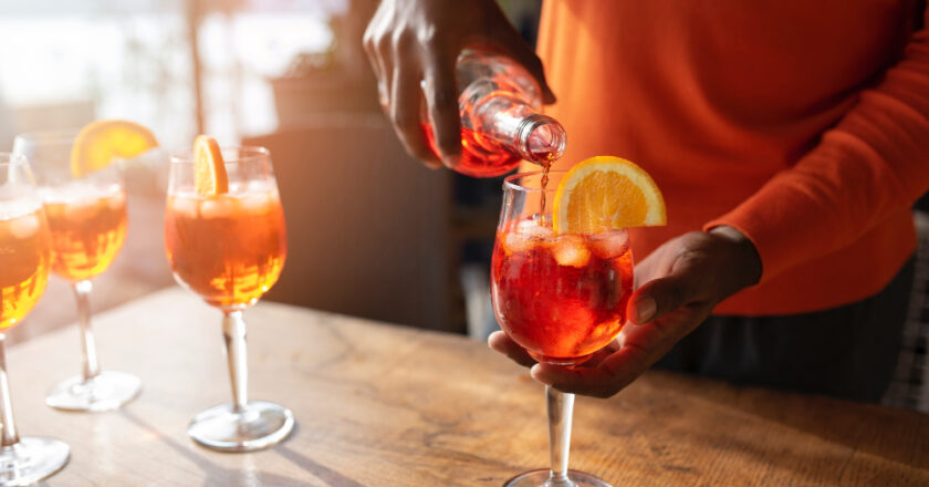 La storia dello Spritz: L’Iconico aperitivo Italiano che ha conquistato il mondo