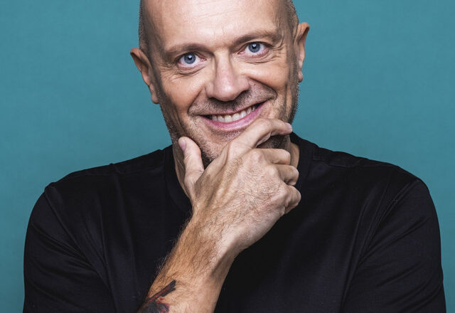 Max Pezzali: Una Carriera Musicale tra Successi e Evoluzioni