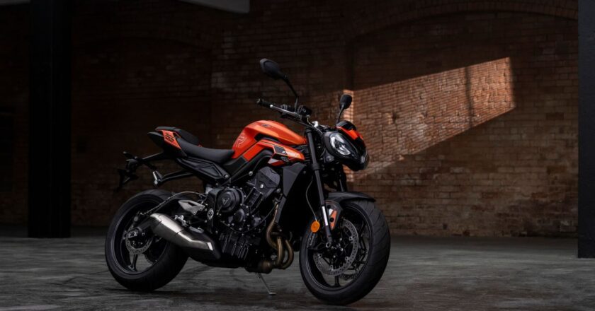 STREET TRIPLE 765 R A2, ARRIVA LA VERSIONE DEPOTENZIABILE