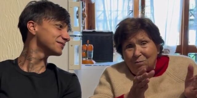 Morta la nonna di Ultimo, i fan chiedono selfie al funerale, “vi siete comportati come animali”