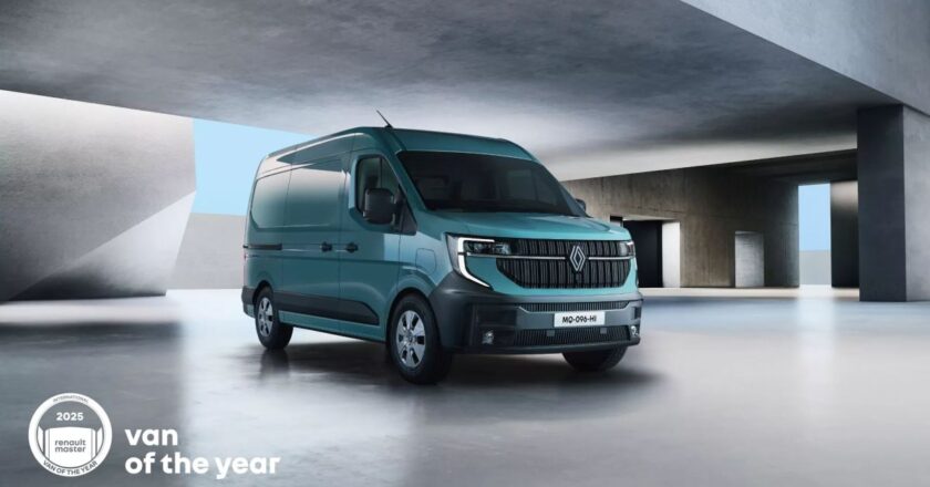 Nuovo Renault Master eletto “Furgone dell’Anno 2025”