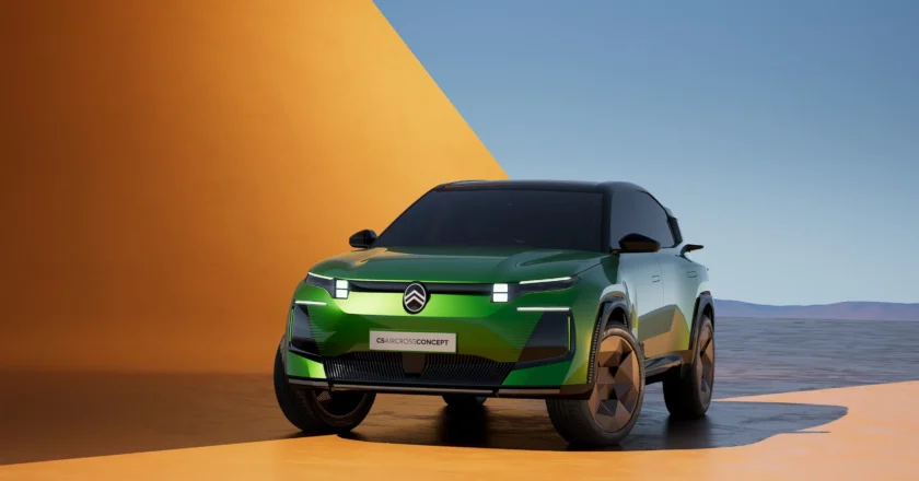 Citroën Svela il Futuro con la C5 Aircross Concept