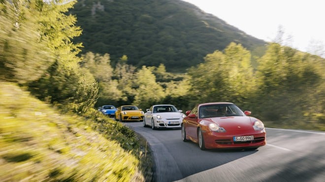 Un Viaggio nel Tempo: 25 Anni di Porsche 911 GT3