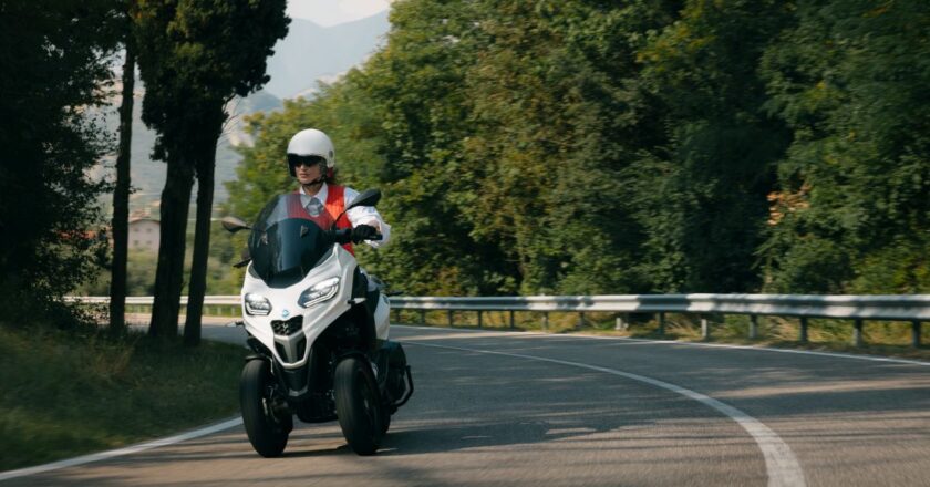 Piaggio lancia il nuovo MP3 310