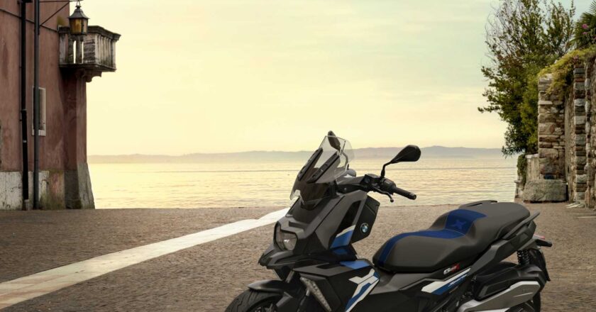 Aggiornamenti per gli Scooter BMW C 400 X e C 400 GT