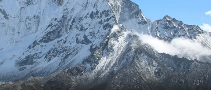 SAI CHE… Il Monte Everest continua a stupire scienziati e alpinisti?