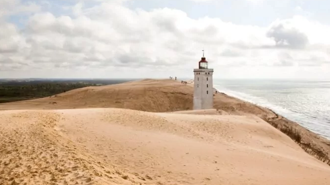 SAI CHE… In Danimarca esiste un Faro che ha le ruote?