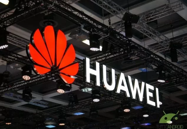 Huawei svela il Mate 70: il nuovo flagship con HarmonyOS Next e innovazioni satellitari